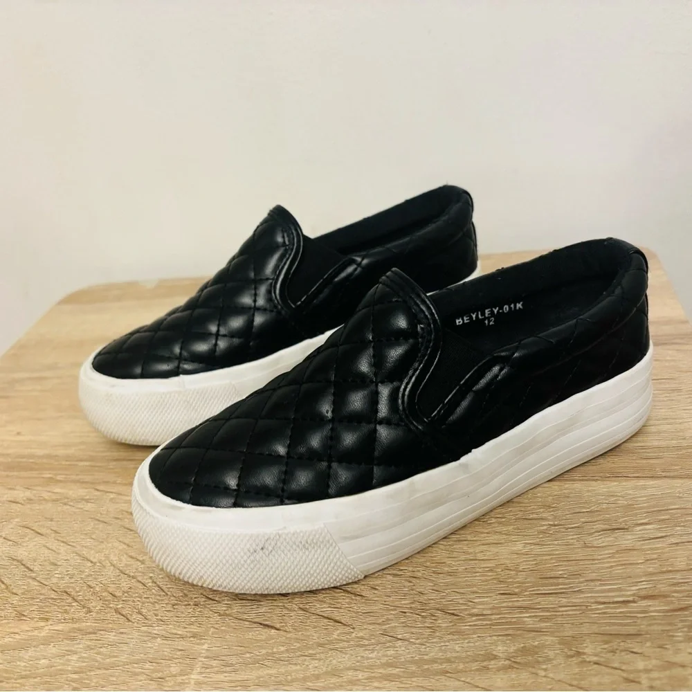 Mudd Kids Slip On Sneakers Black Faux Leather Shoes